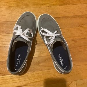 sperry womens crest boat shoes - NWT